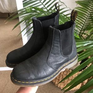 Doc Marten Chelsea Boot
